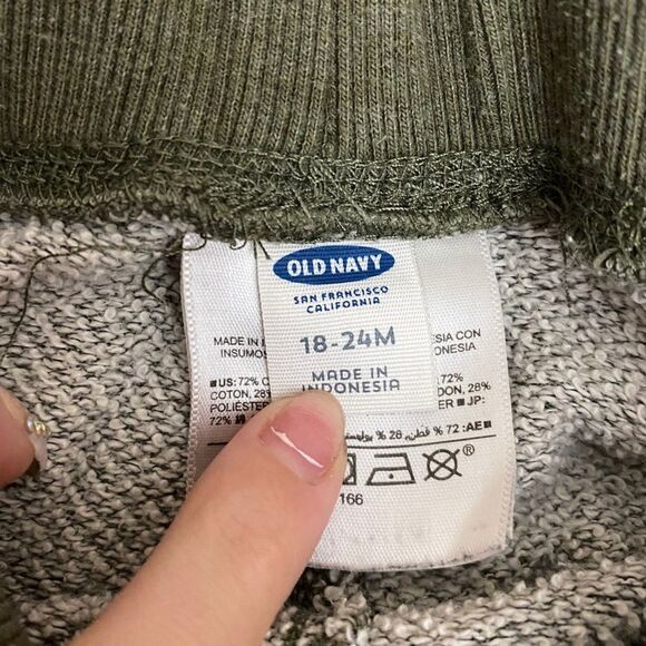 OLD NAVY | 3/$15 Baby Boy Gray Sweatpants - Picture 3 of 3